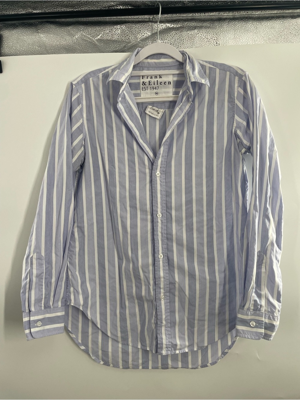 Frank & Eileen Light Blue and White Vertical Stripe Button-Down Shirt